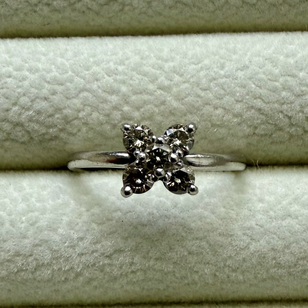 Platinum Natural Diamond Flower Cluster Ring 0.40ctw Pt900 Size 5 3/4 - Picture 6 of 12